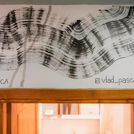 ベッド・アンド・ブレックファスト Black Habit ブカレスト