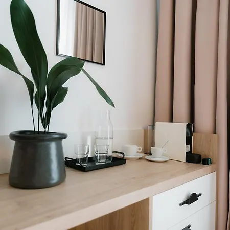 Black Habit Boekarest