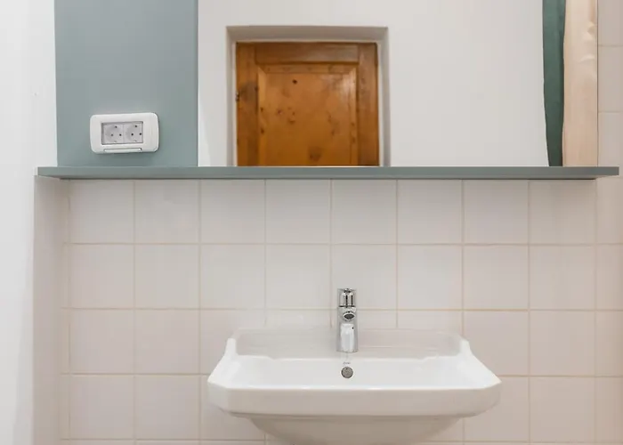 Bed & Breakfast Black Habit *